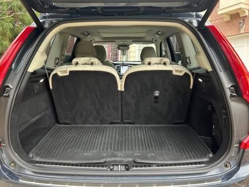 Used 2023 Volvo XC90 B6 Ultimate w/ Protection Package Premier image 9