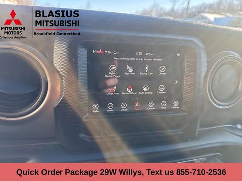 Used 2023 Jeep Wrangler Unlimited w/ Cold Weather Group image 13