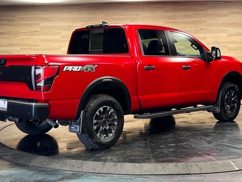 Used 2023 Nissan Titan PRO-4X w/ Pro-4x Convenience Package AWD/4WD image 17