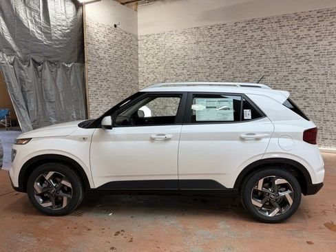 New 2026 Hyundai Venue SEL image 4