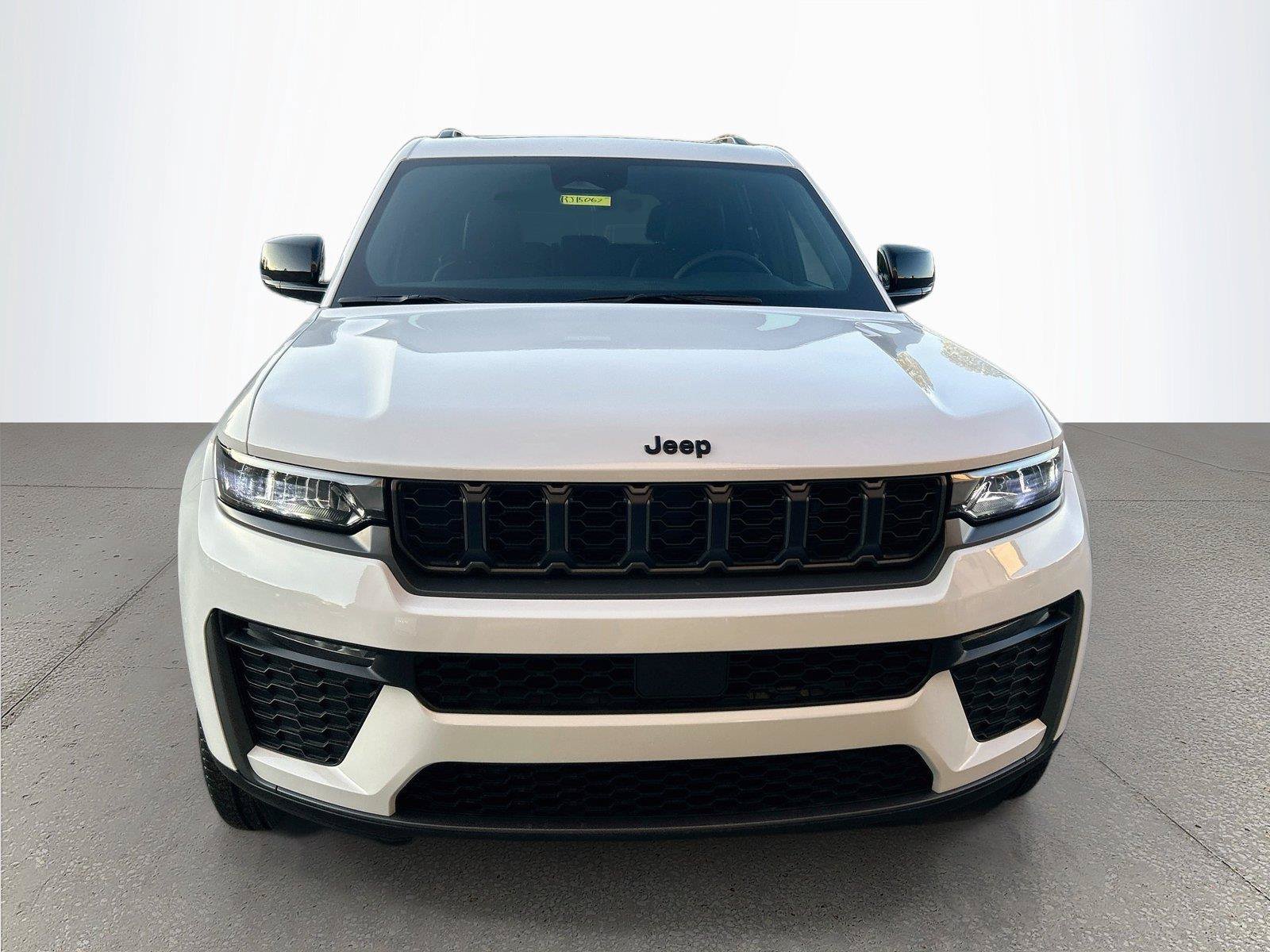 New 2026 Jeep Grand Cherokee Limited w/ Limited Altitude Package AWD/4WD image 9