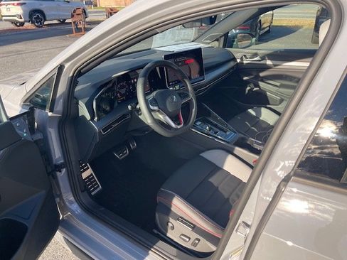 New 2026 Volkswagen GTI SE image 3