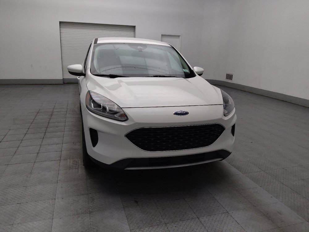 Used 2020 Ford Escape SE FWD image 14