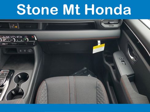 New 2026 Honda Pilot Sport image 18