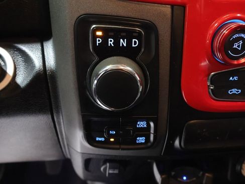 Used 2022 RAM 1500 Express w/ Wheel & Sound Group image 31