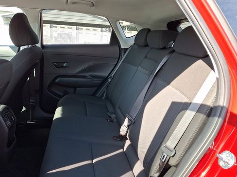 Used 2025 Hyundai Kona SEL image 19