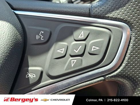 Used 2023 Chevrolet Equinox LS w/ LS Convenience Package FWD image 25
