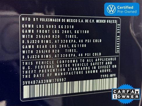 Certified 2022 Volkswagen Tiguan SEL R-Line image 34