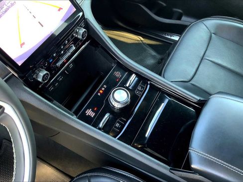 Used 2022 Jeep Grand Cherokee Overland image 25