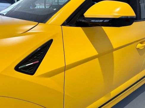 Used 2021 Lamborghini Urus image 12