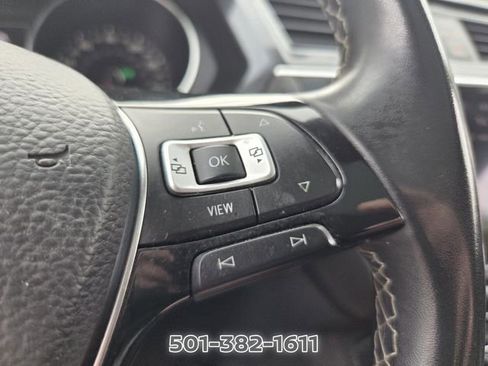 Used 2021 Volkswagen Tiguan SE FWD image 31