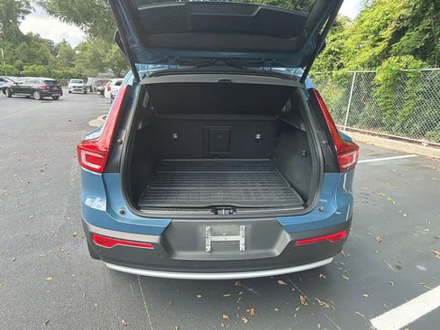 Certified 2023 Volvo XC40 B5 Plus w/ Climate Package AWD/4WD image 22
