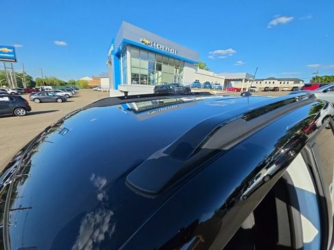 Used 2023 Chevrolet TrailBlazer RS w/ Convenience Package FWD image 38
