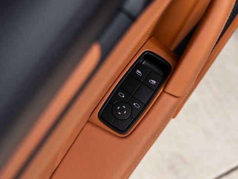 Certified 2024 Porsche 911 GT3 RS RWD image 34