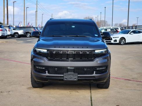 Used 2024 Jeep Wagoneer Series II image 2