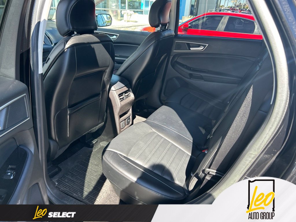 Used 2018 Ford Edge SEL w/ Equipment Group 201A AWD/4WD image 5