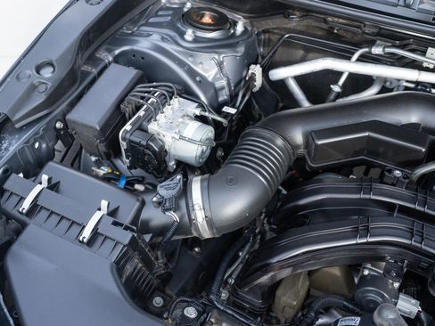 Used 2022 Subaru Crosstrek 2.5i Sport w/ Moonroof Package image 30