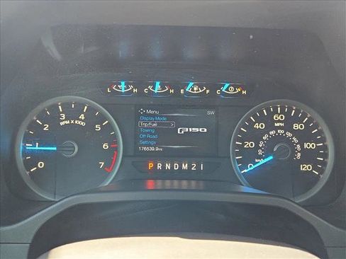 Used 2016 Ford F150 XLT w/ Equipment Group 302A Luxury image 11