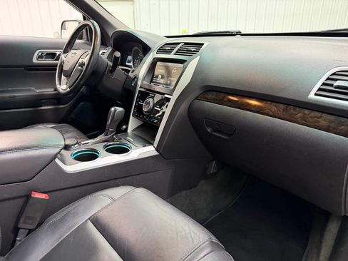 Used 2014 Ford Explorer Limited AWD/4WD image 14