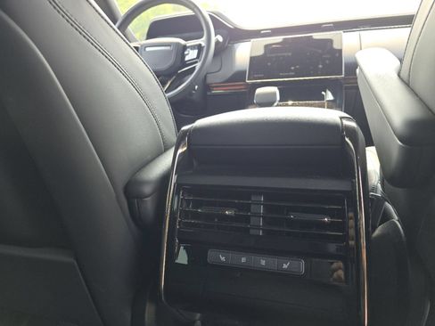Used 2024 Land Rover Range Rover Sport Dynamic SE AWD/4WD image 23