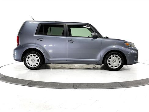 Used 2012 Scion xB image 11