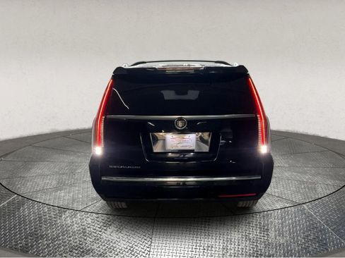 Used 2015 Cadillac Escalade ESV Premium image 7