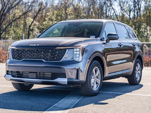 New 2026 Kia Sorento LX FWD image 2