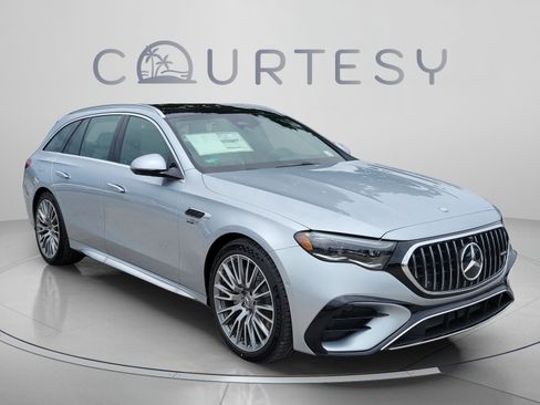 New 2026 Mercedes-Benz E 53 AMG e 4MATIC Wagon image 4