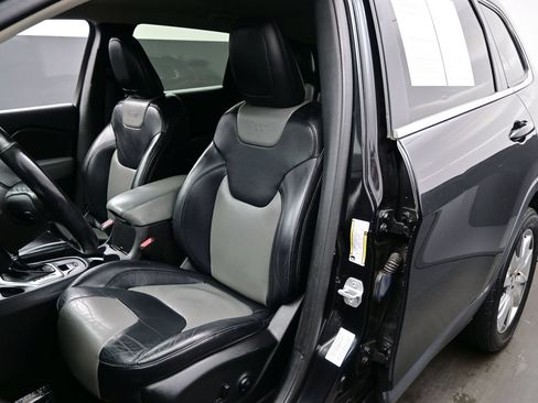 Used 2014 Jeep Cherokee Limited w/ Technology Group FWD image 15