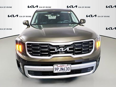 Certified 2024 Kia Telluride SX w/ Towing Package image 2