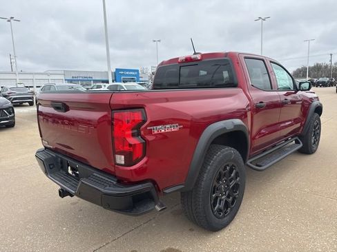 New 2026 Chevrolet Colorado Trail Boss w/ Off-Road Front Bumper Package AWD/4WD image 3