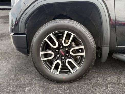 Used 2021 GMC Sierra 1500 AT4 w/ AT4 Premium Package AWD/4WD image 14