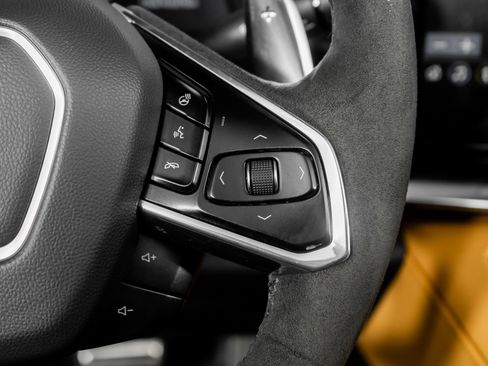 Used 2021 Chevrolet Corvette Stingray Preferred Conv w/ 2LT image 44