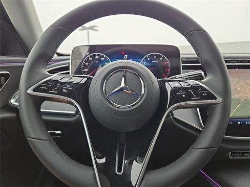 New 2026 Mercedes-Benz E 350 4MATIC Sedan image 16