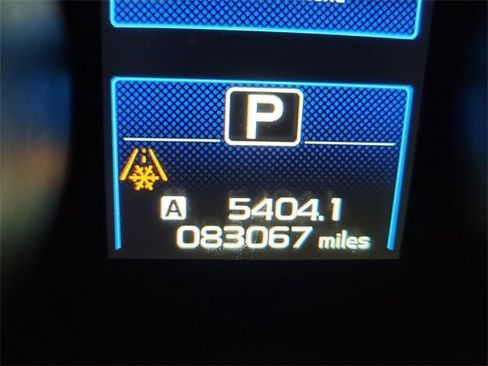 Used 2016 Subaru Legacy 2.5i Premium w/ Moonroof Package image 24