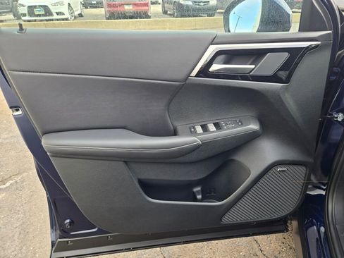 New 2026 Mitsubishi Outlander SE image 17