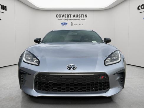 Used 2023 Toyota GR86 Premium image 8