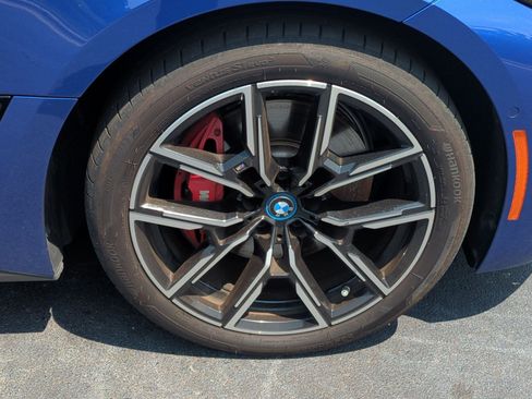 Used 2023 BMW i4 eDrive40 w/ M Sport Package RWD image 13