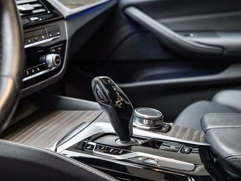 Used 2023 BMW 530e w/ M Sport Package RWD image 25