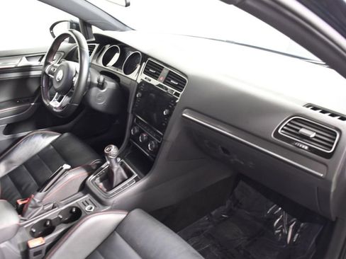 Used 2019 Volkswagen GTI SE FWD image 19