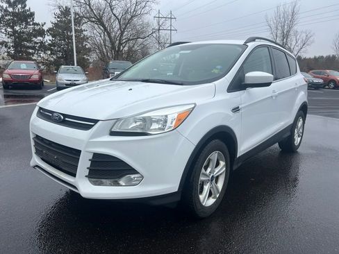 Used 2016 Ford Escape SE w/ Equipment Group 201A image 22