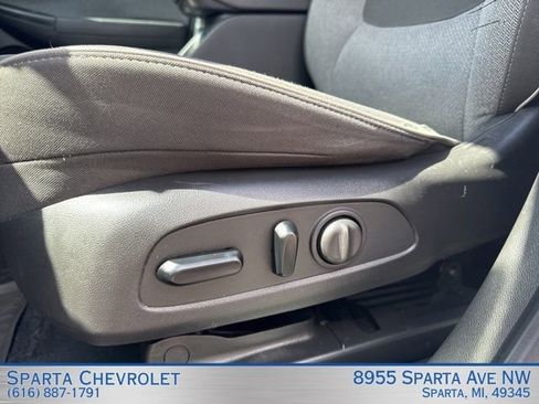 Used 2023 Chevrolet TrailBlazer LT image 13