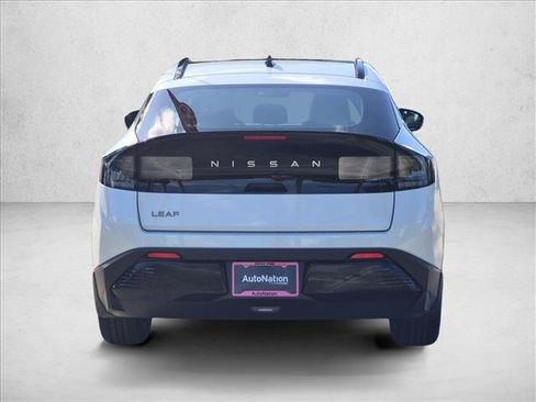New 2026 Nissan Leaf Platinum+ FWD image 8