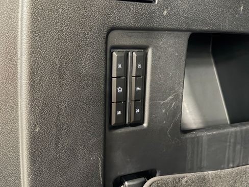 Used 2023 Lincoln Navigator Reserve AWD/4WD image 44