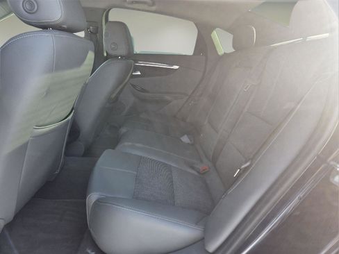 Used 2018 Chevrolet Impala LT image 21
