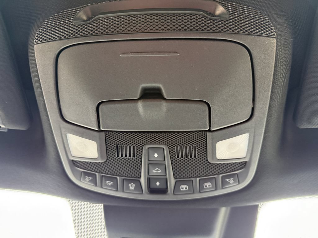 Used 2020 Ford Expedition Max XLT w/ Equipment Group 202A AWD/4WD image 41
