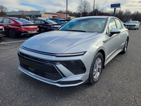 New 2026 Hyundai Sonata SE FWD image 8