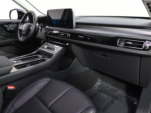 New 2026 Lincoln Aviator AWD image 15