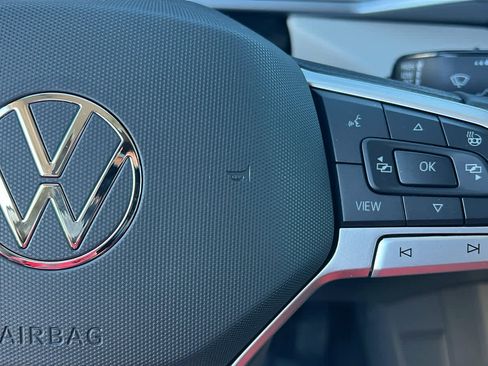 New 2026 Volkswagen Taos SEL image 20