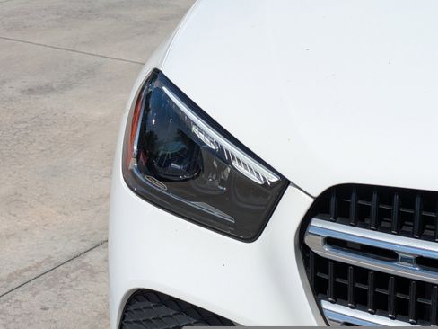 Used 2024 Mercedes-Benz GLE 350 4MATIC image 7